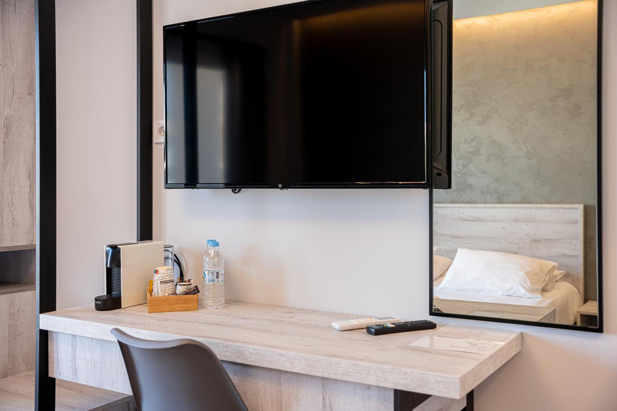 Centralviewsuites Nea Moudania Buitenkant foto