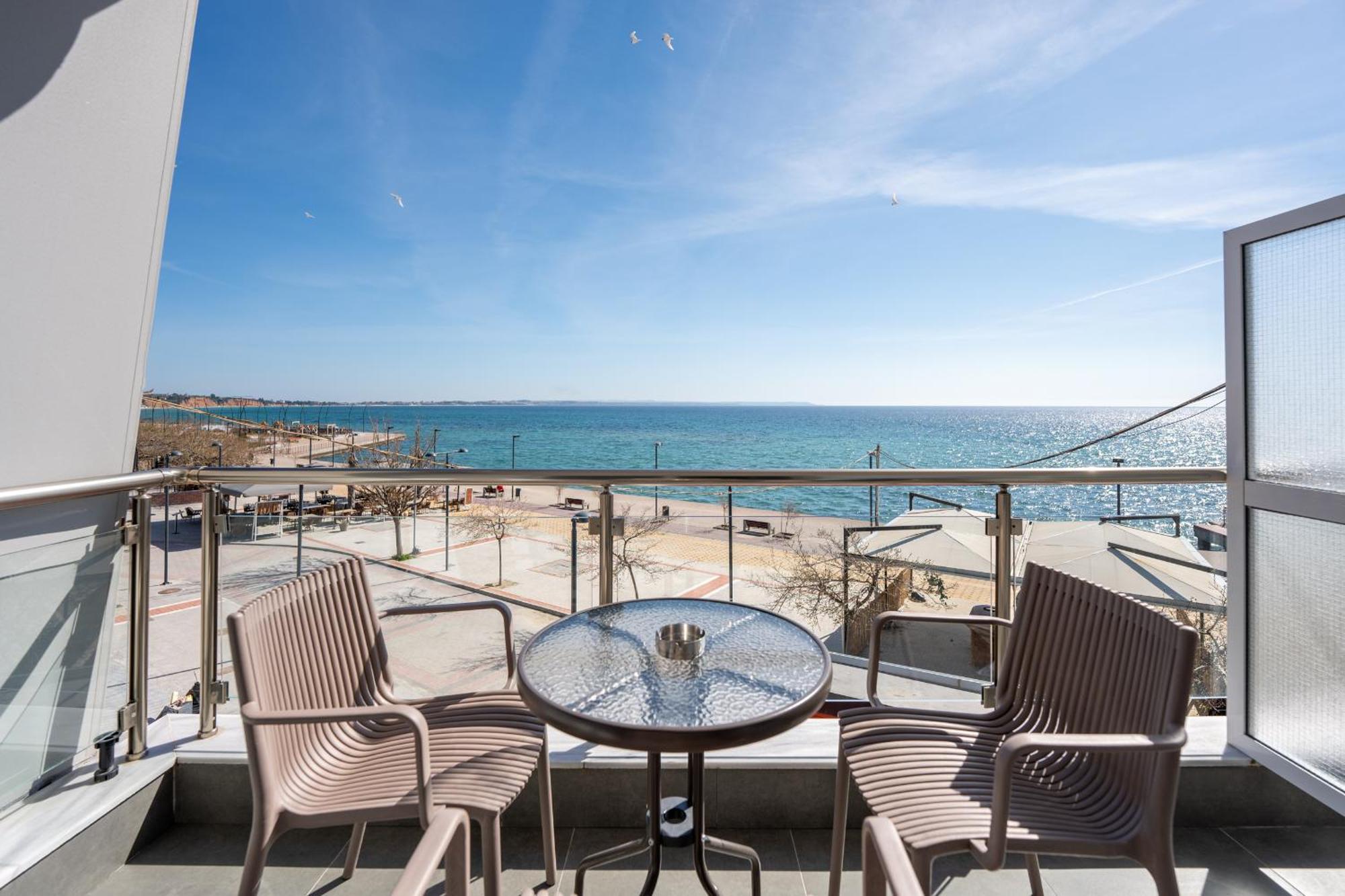 Centralviewsuites Nea Moudania Buitenkant foto
